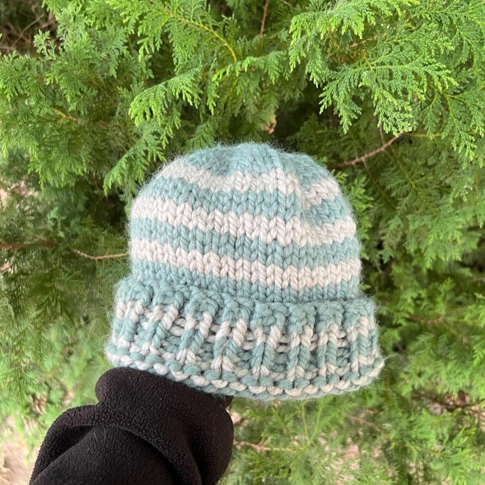 Hand knit chunky beanie, Seaglass Knit